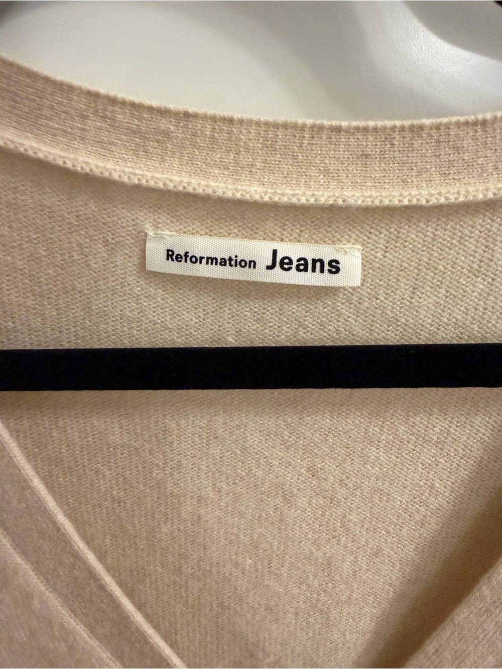 Reformation Short Sleeve Cashmere V-Neck Cardigan - Picture 3 of 4